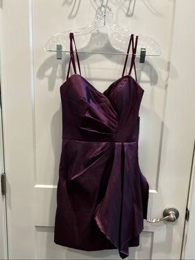 Faviana New York Size 6 NWT Plum Satin Mini Dress Draped Accent Back Zip Reg 395